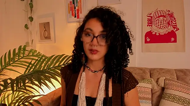 แชท XXX สดของ CurlyMeryJane