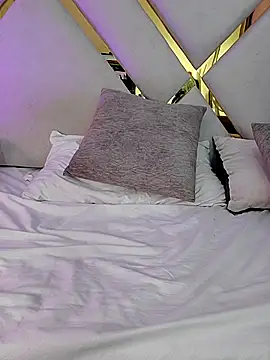 AlinnaRosee_'s Live XXX Chat