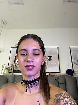 JuliaColemann's Live XXX Chat