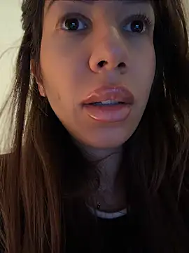 Онлайн чат XXX Alexbruune