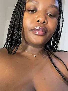 xBUSTY_CANDYx's Live XXX Chat