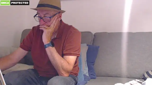 bluedae1 – Naživo XXX chat
