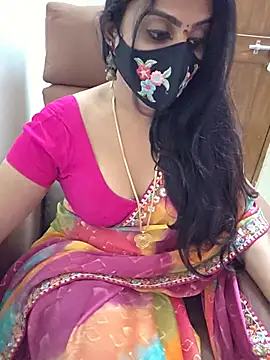 Roja-Telugu777のライブXXXチャット