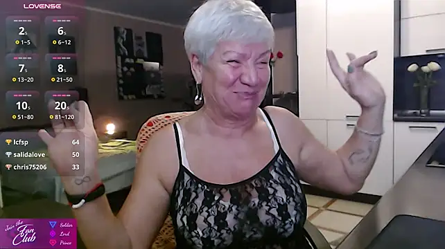 Онлайн чат XXX roxana_brooks
