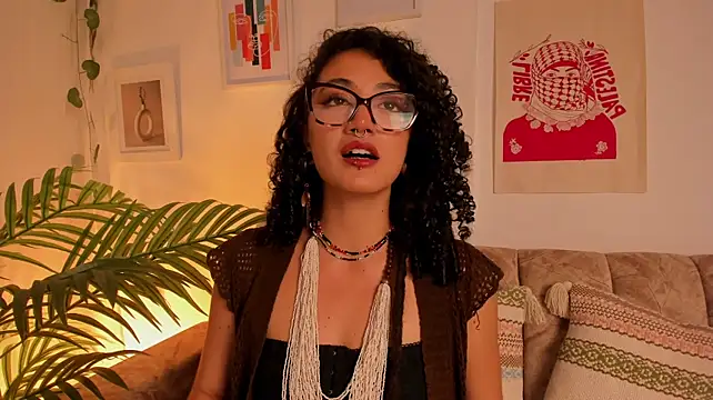 CurlyMeryJane Adlı Modelin Canlı XXX Sohbeti