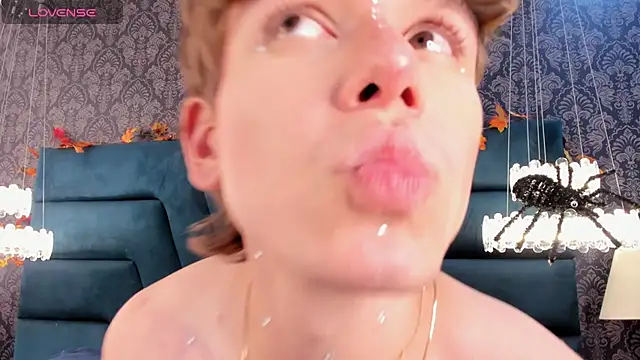 TaylerWhite Live XXX-Chat