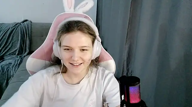 HelenMo0n's Live XXX Chat