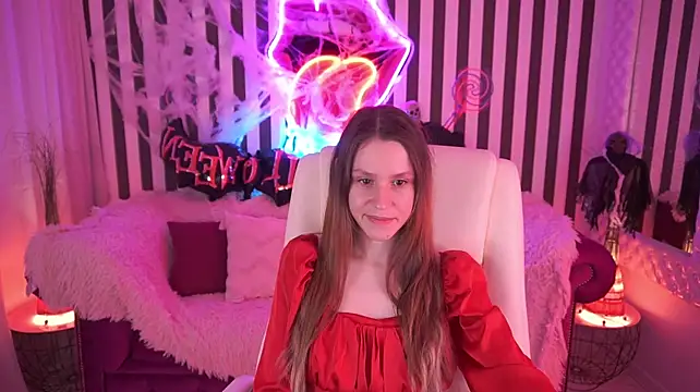 Онлайн чат XXX GracyMurre