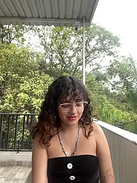 MelissaGirattX's Live XXX Chat