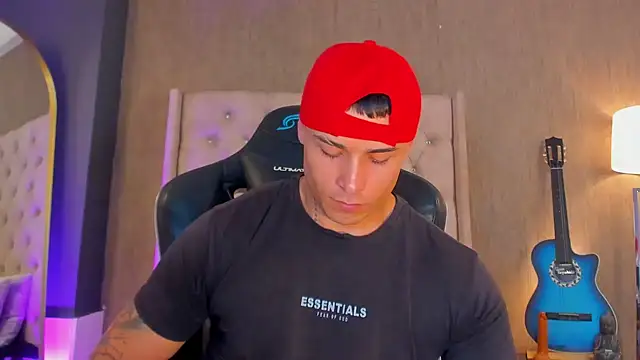 connorsmiith 现场XXX聊天