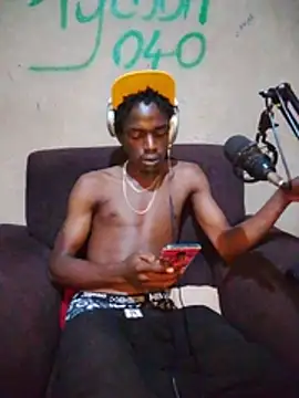 Chatroom XXX en direct de Demon254_