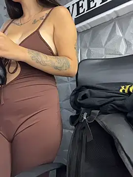 Zoee_Off1's Live XXX Chat