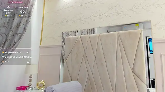 Adrien_Monteiro 现场XXX聊  天
