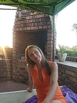 NaughtyAna Chat XXX in diretta