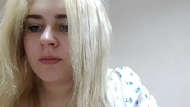 Онлайн чат XXX IsaWhitton