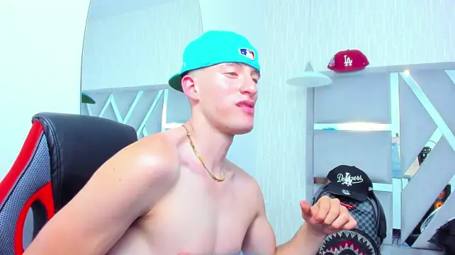 hunterheat__n Live XXX chat