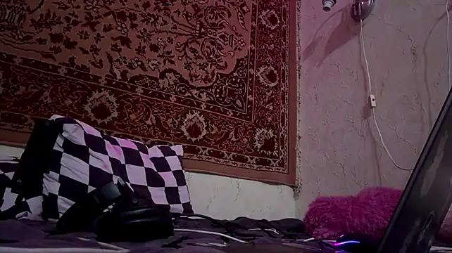Онлайн чат XXX CyndyArmengol