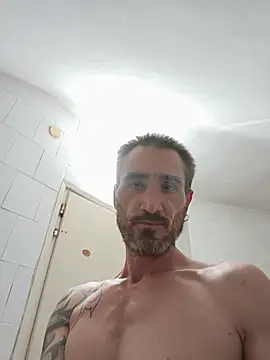 Kferenc81110 – Live XXX-chat