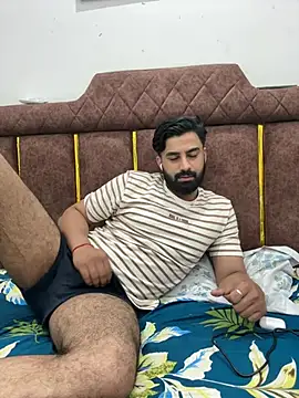 Royalboy_03 Chat XXX in diretta