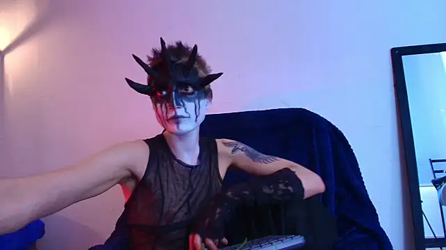 Chat +18 de Fieramadame ao vivo