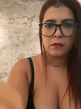 Онлайн чат XXX Mia_milf_x