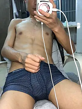 צ'אט XXX בשידור חי של big8888big