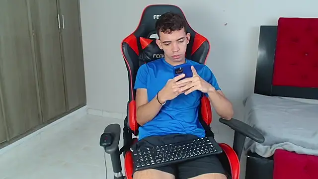 Chat XXX ao vivo de CamiloRoss_