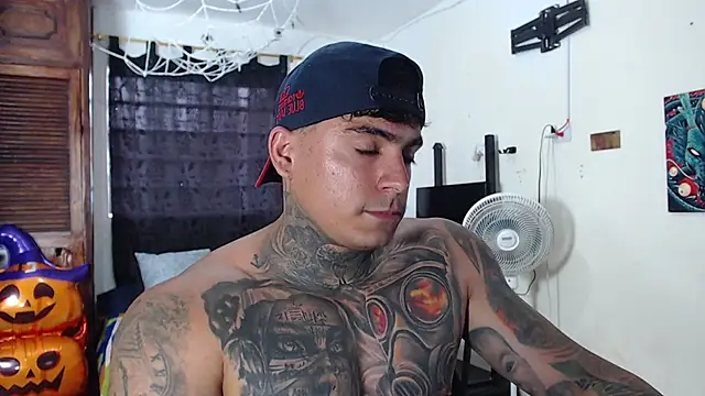 Chat +18 de maxstroncm18 ao vivo