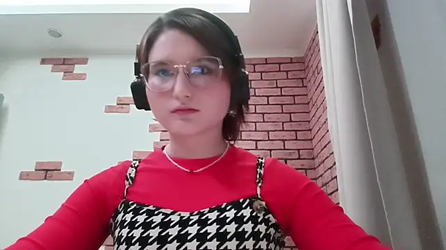 Онлайн чат XXX MindaBrodnicki