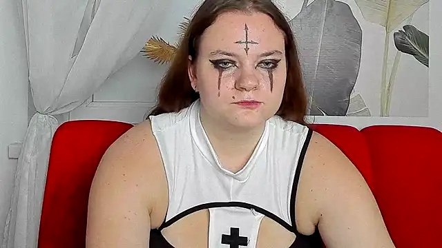 Онлайн чат XXX LunaArcher