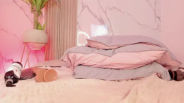 Онлайн чат XXX Ninalune