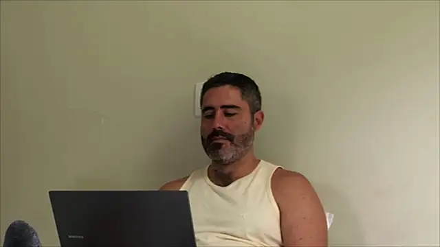 Онлайн чат XXX victor_chat