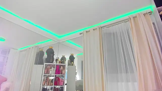 دردشة AstridVexxx الجنسية المباشرة