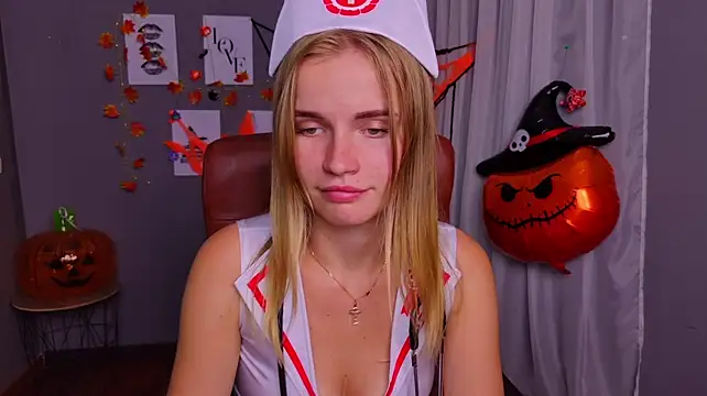 MargaritaKiss Adlı Modelin Canlı XXX Sohbeti