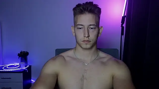 find0m_master Chat XXX live