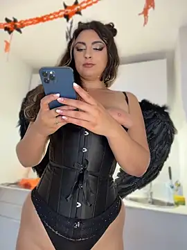 Chat +18 de VelvetHeart21 ao vivo