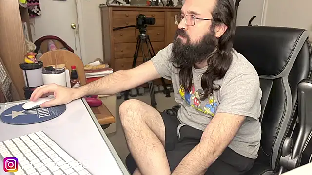 XXX chat uživo modela Apocalypse_Jerry