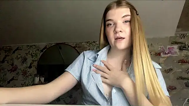 Онлайн чат XXX VerdaGormly