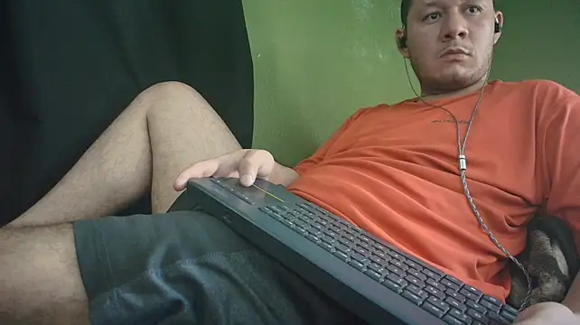sweet_cock28 Adlı Modelin Canlı XXX Sohbeti