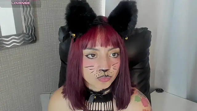 Živý XXX chat miahills__