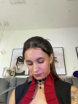 JuliaColemannのラ イブXXXチャット