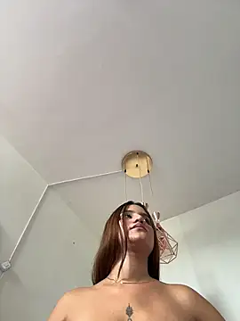 XXX chat uživo modela ViankaRose