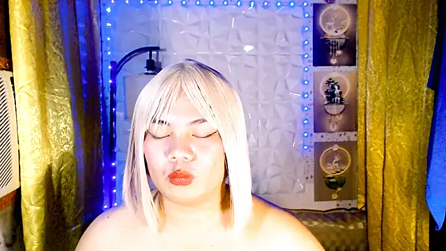 TSbrianaHugeCock Adlı Modelin Canlı XXX Sohbeti