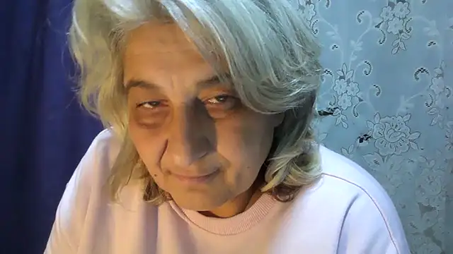 ExquisiteMature Adlı Modelin Canlı XXX Sohbeti