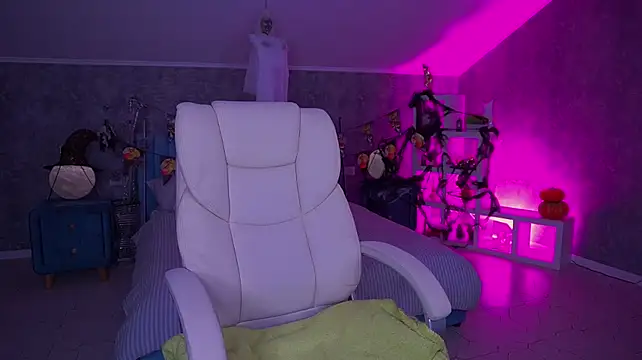 Онлайн чат XXX BellaRayyy