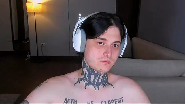 _torfin_ live XXX chat