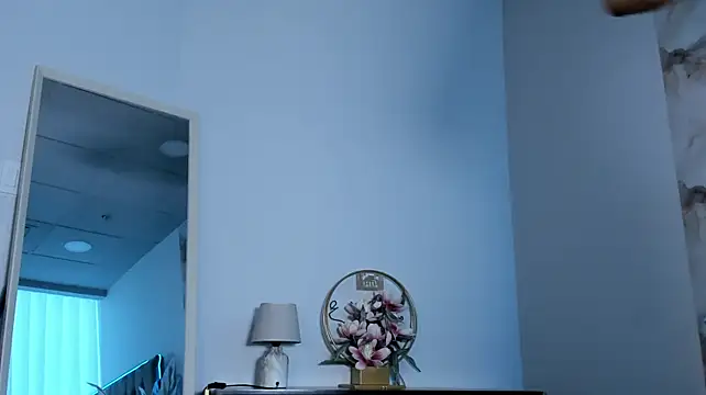 แชท XXX สดของ Maddyluxe