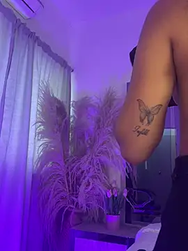 CarolineFyre – Live XXX-chat