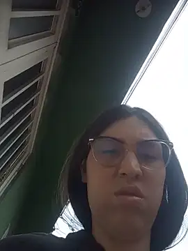Chat +18 de Camii_Gmez ao vivo