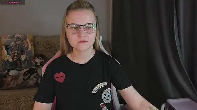 Онлайн чат XXX MissBrightShine